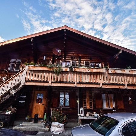 Cosy Chalet In Brig-Glis Bagian luar foto