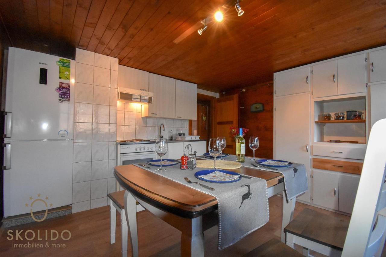 Cosy Chalet In Brig-Glis Bagian luar foto