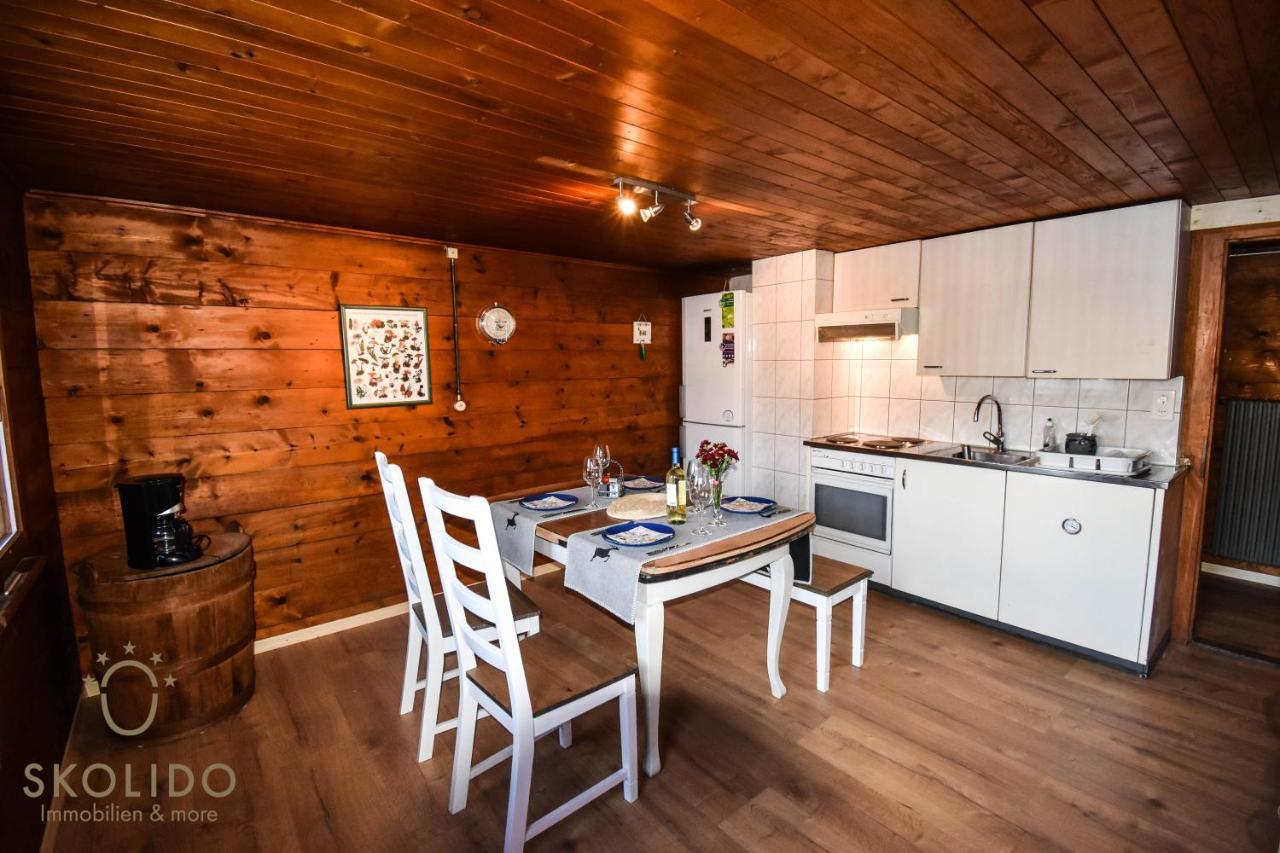 Cosy Chalet In Brig-Glis Bagian luar foto
